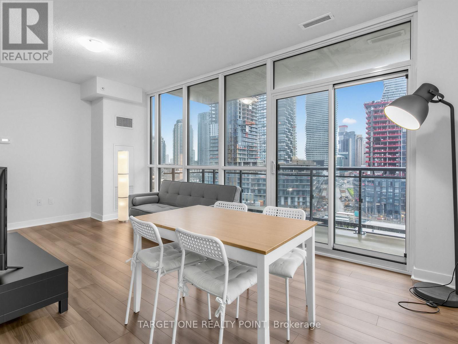 802 - 3975 GRAND PARK DRIVE Image 12