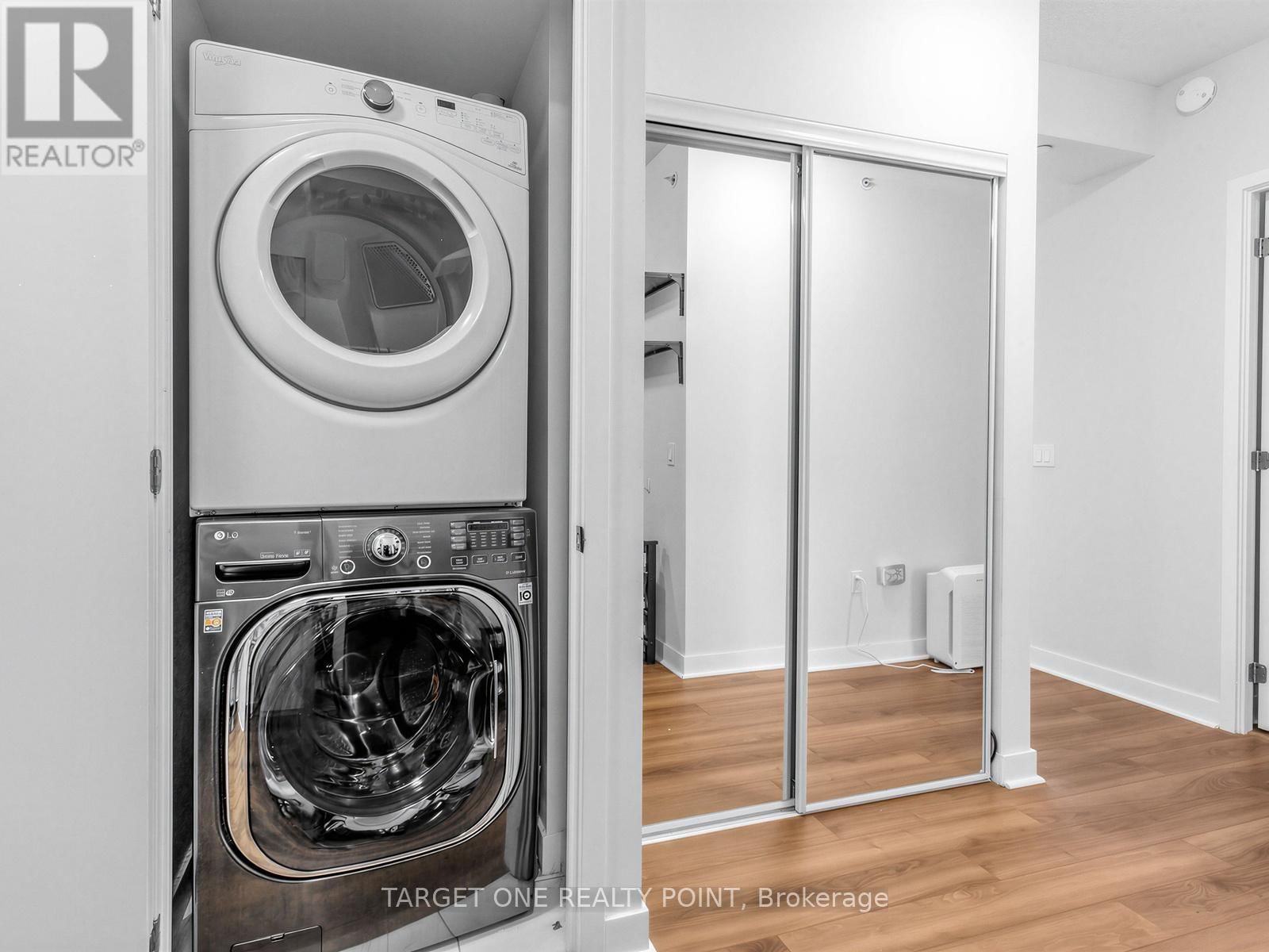 802 - 3975 GRAND PARK DRIVE Image 25