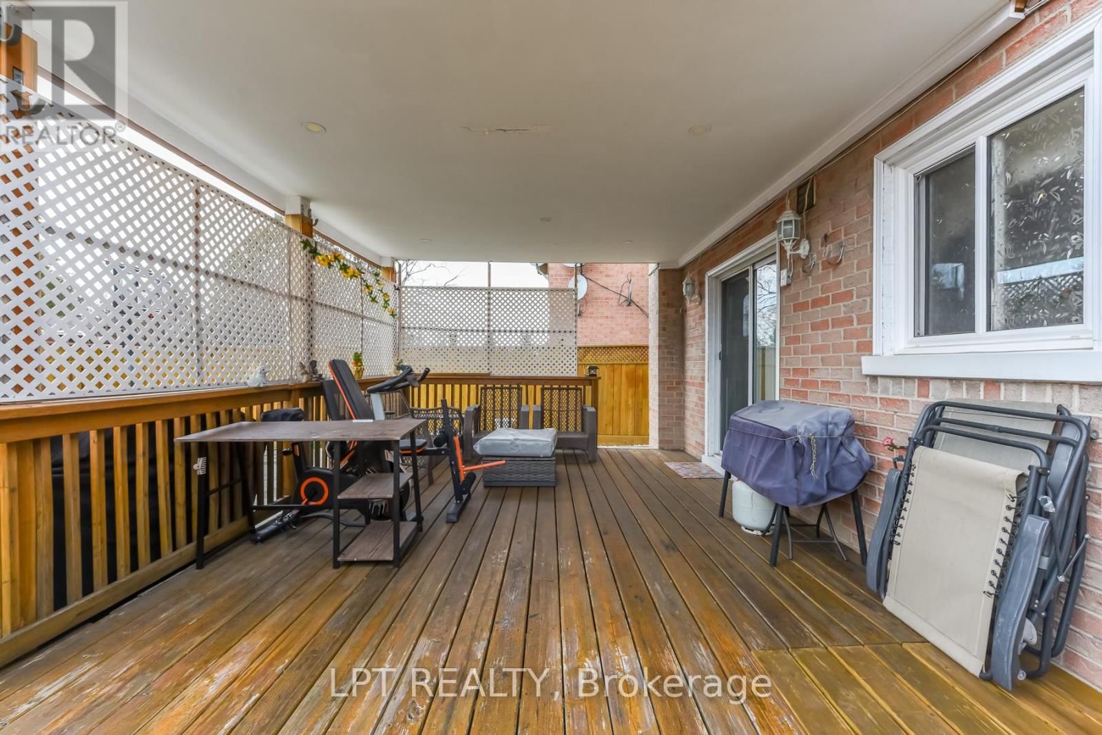 67 KAY DRIVE Image 46