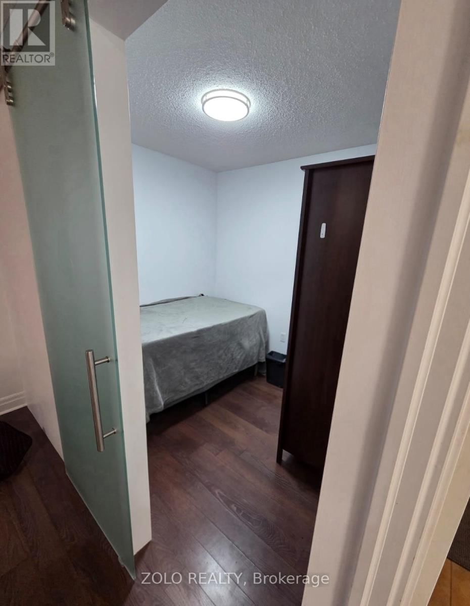 1501 - 2121 LAKE SHORE BOULEVARD WEST Image 7