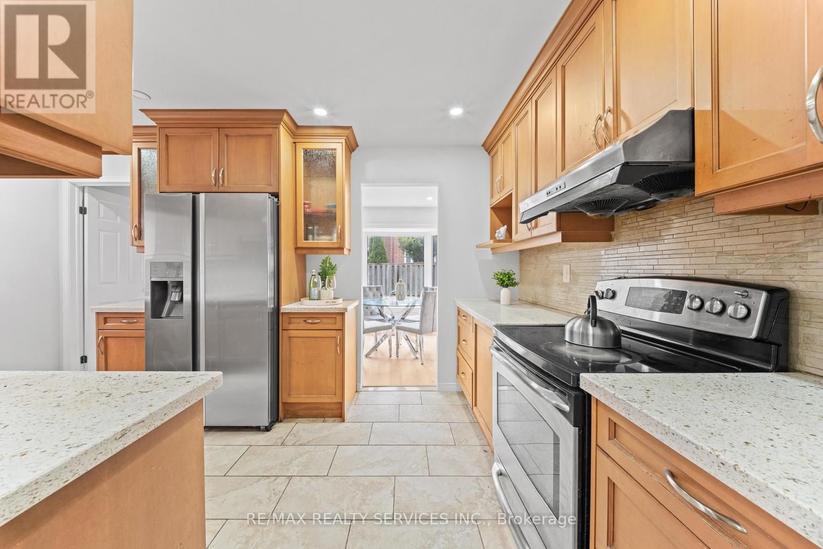 41 TANAGER SQUARE Image 11