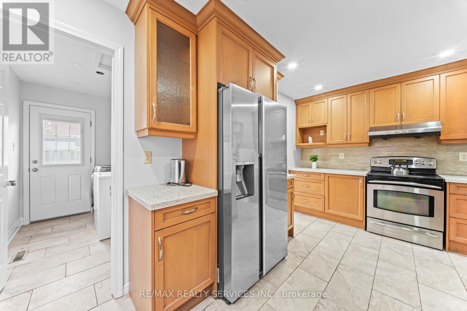 41 TANAGER SQUARE Image 14