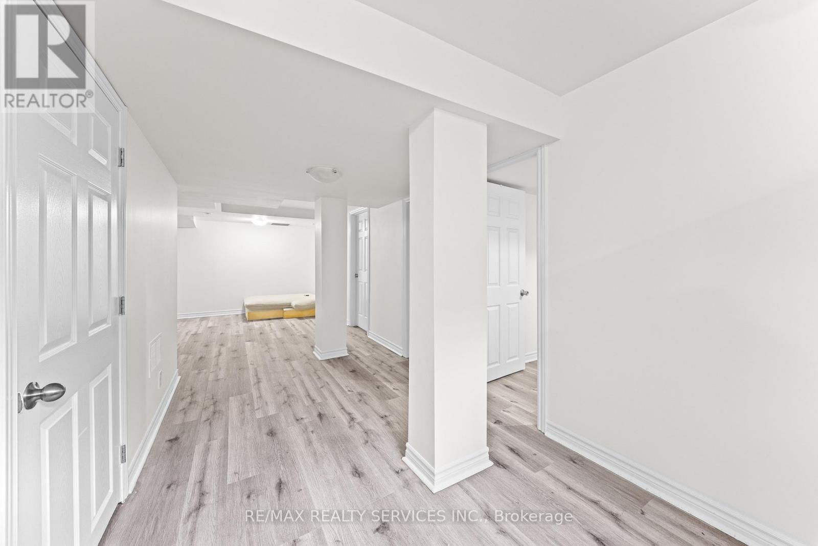 41 TANAGER SQUARE Image 39