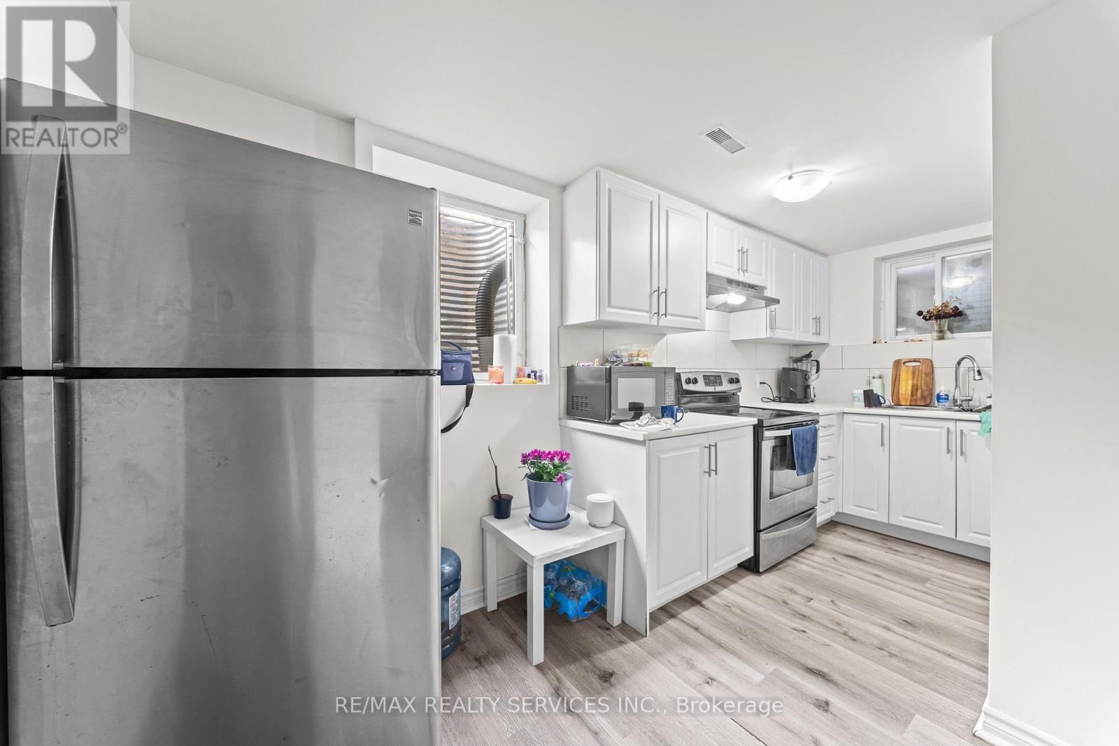 41 TANAGER SQUARE Image 43