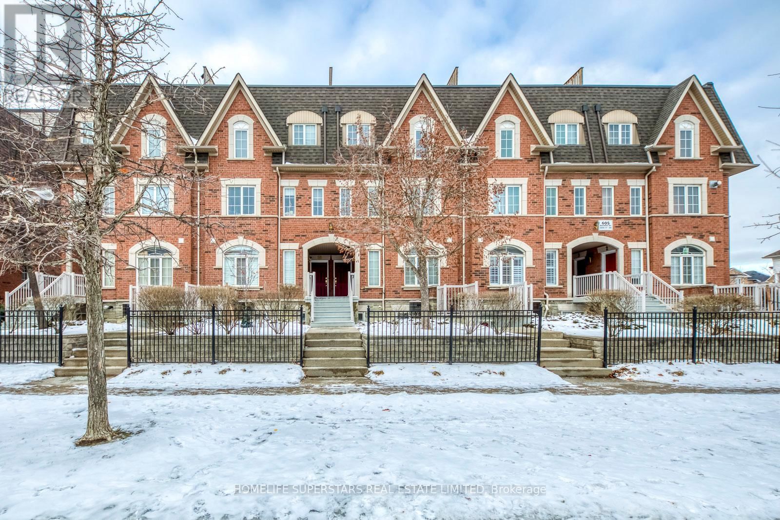 Unit 11 - 605 SHORELINE DRIVE Image 1