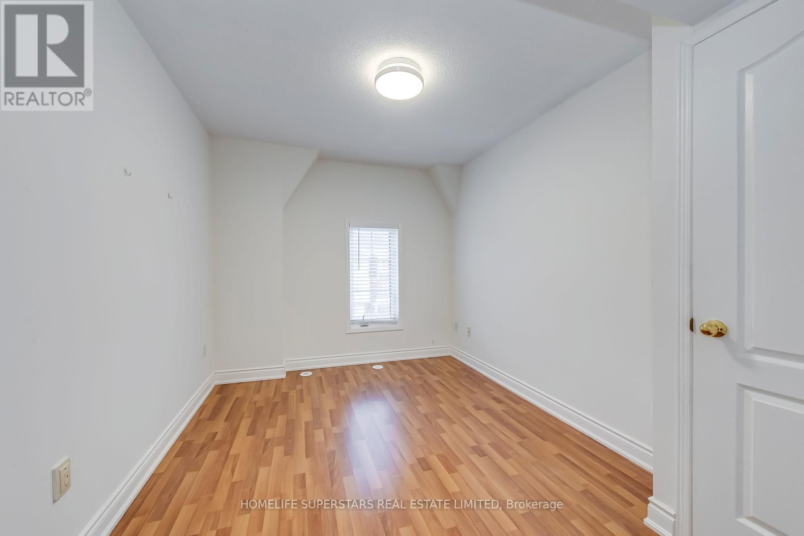 Unit 11 - 605 SHORELINE DRIVE Image 11