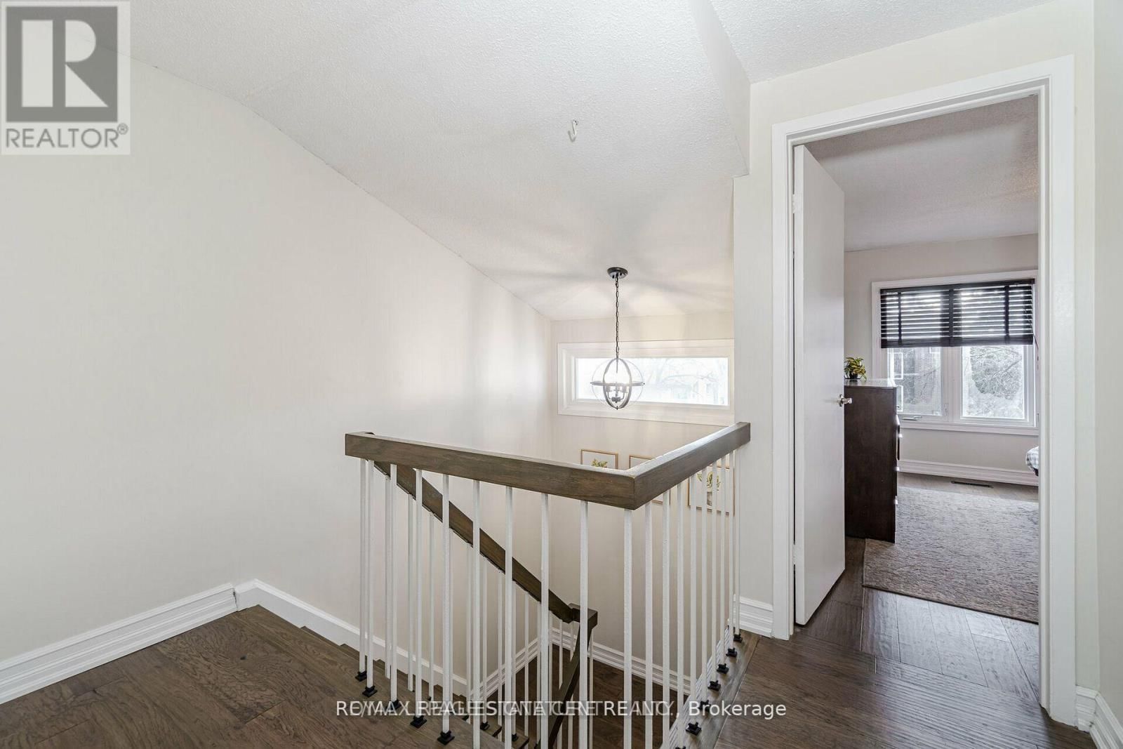 2149 MILLWAY GATE Image 13