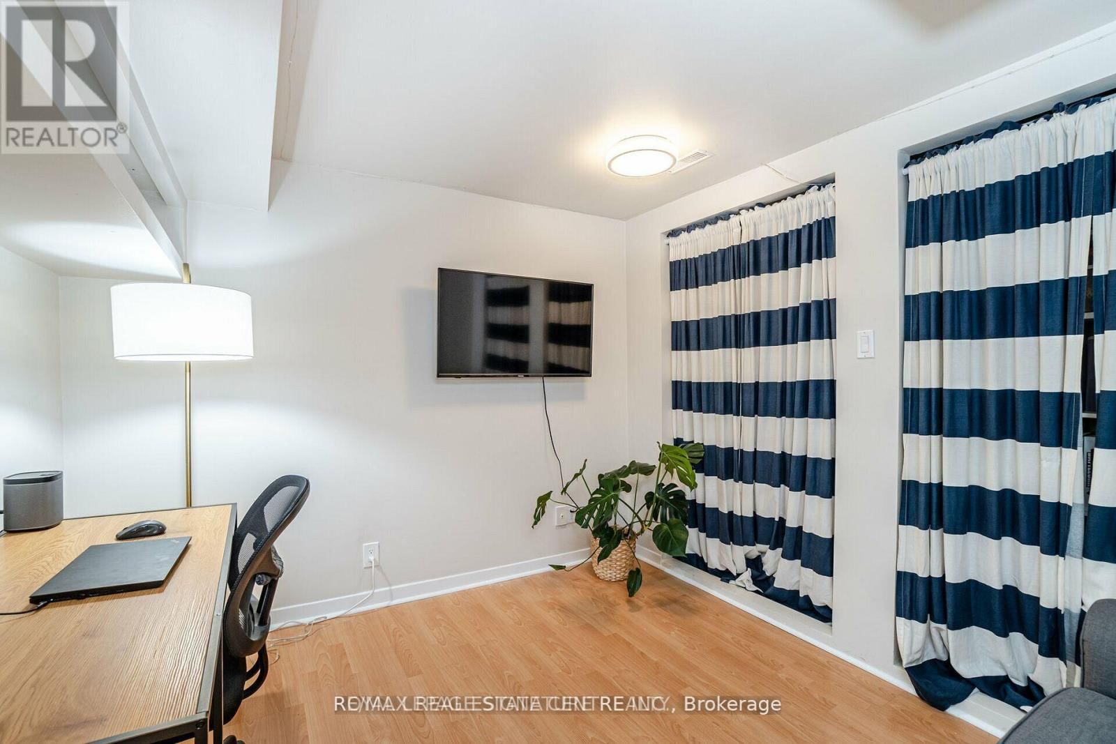 2149 MILLWAY GATE Image 19