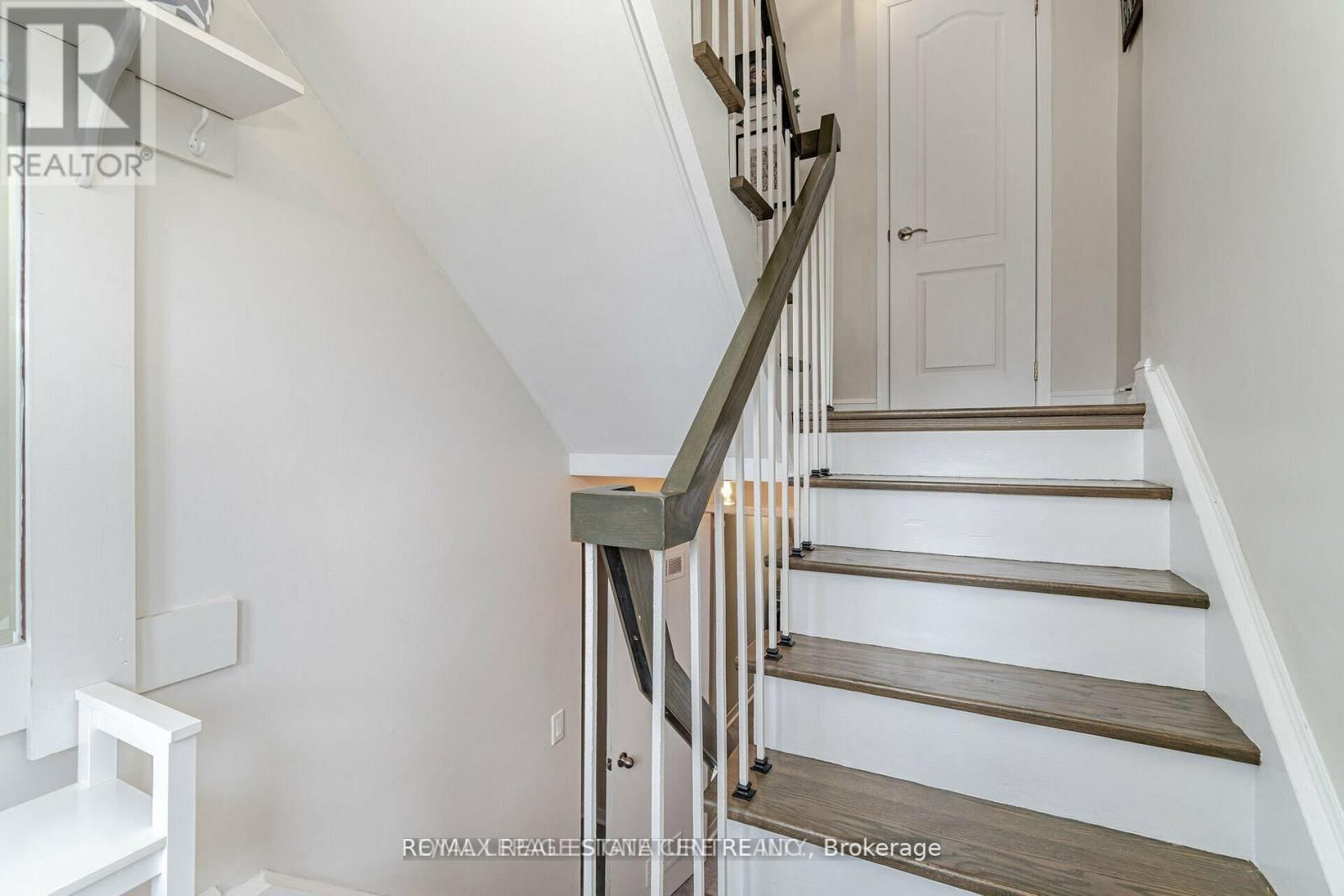 2149 MILLWAY GATE Image 4