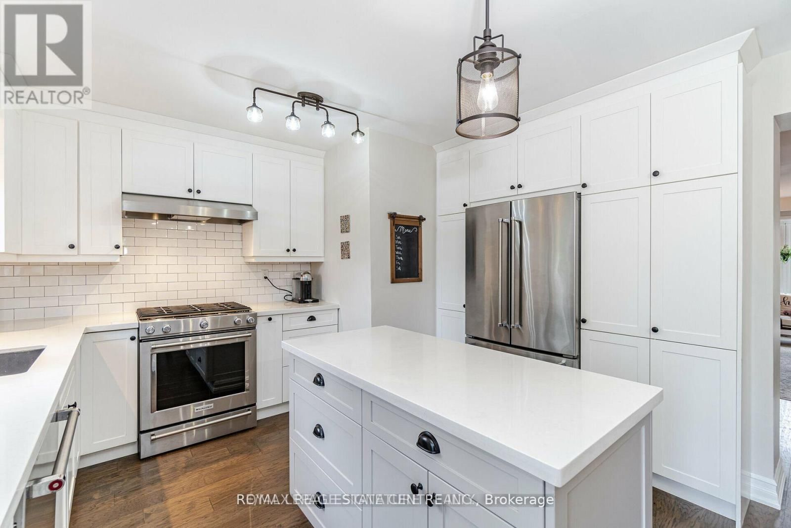 2149 MILLWAY GATE Image 9