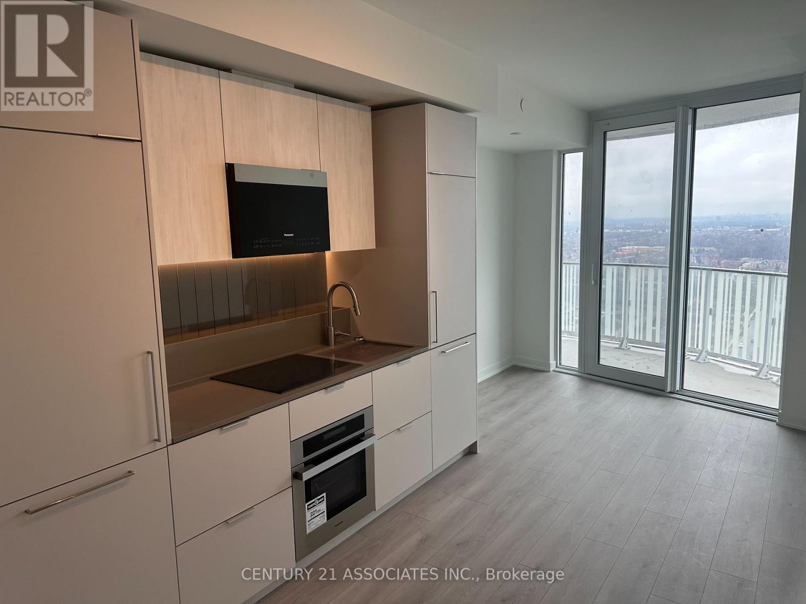 2310 - 1 FAIRVIEW ROAD EAST Image 14