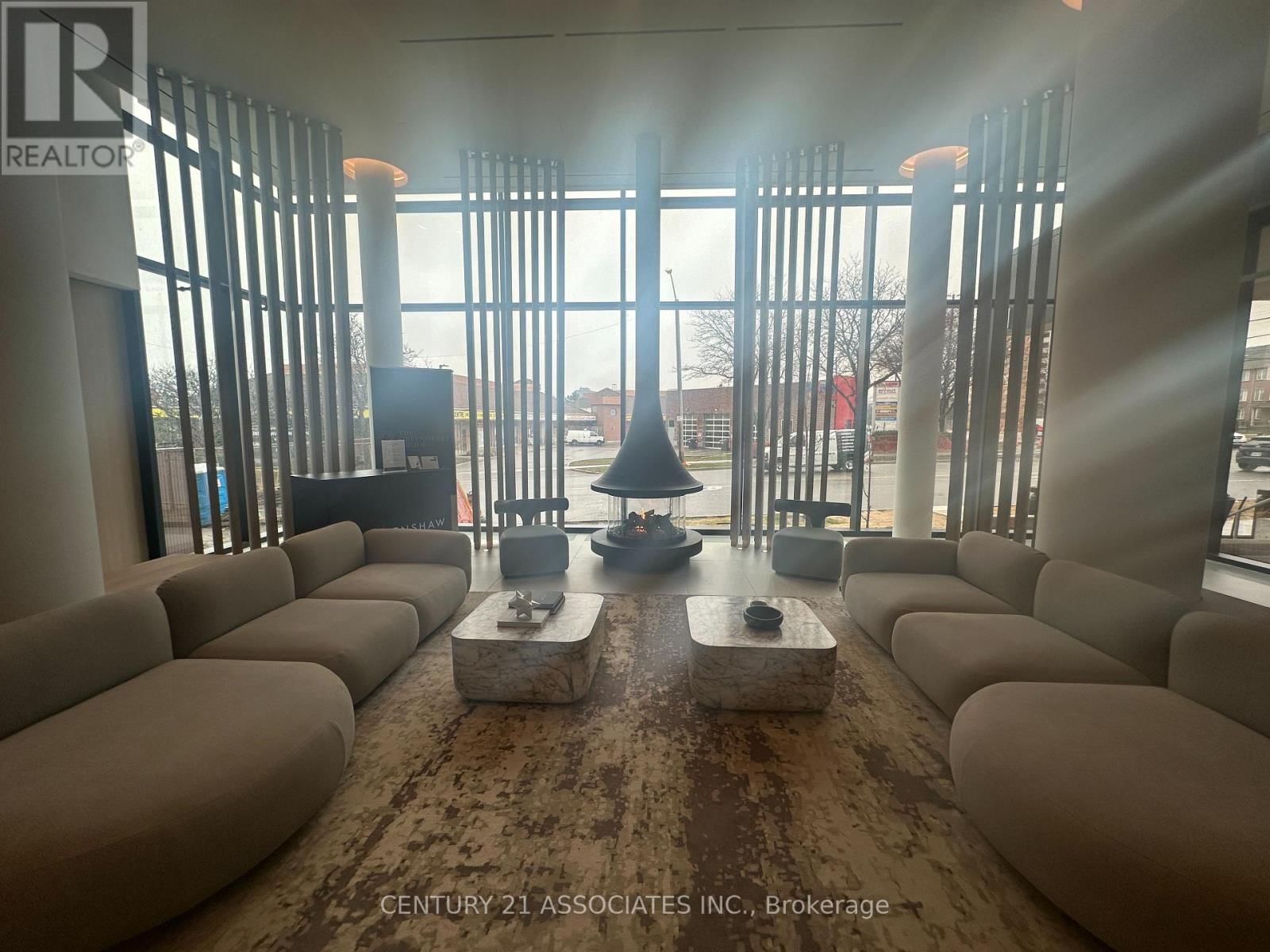 2310 - 1 FAIRVIEW ROAD EAST Image 4