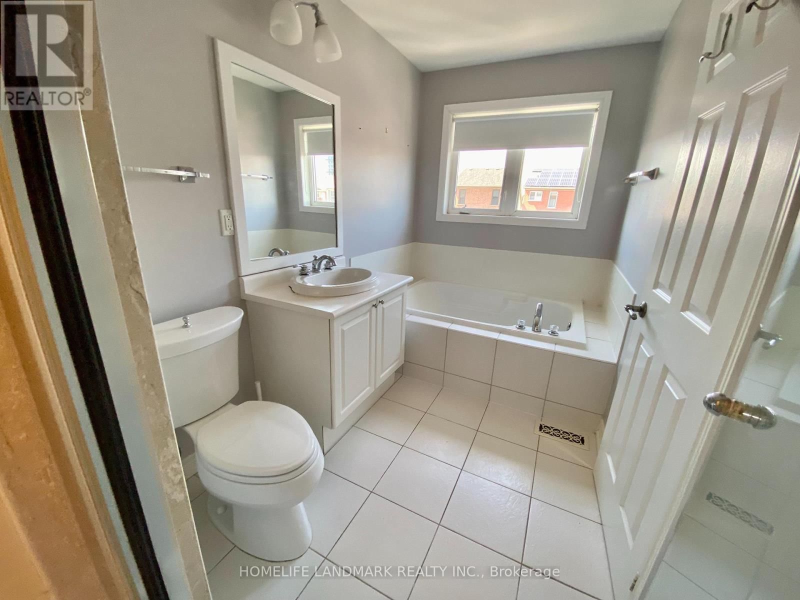 259 GATWICK DRIVE Image 17