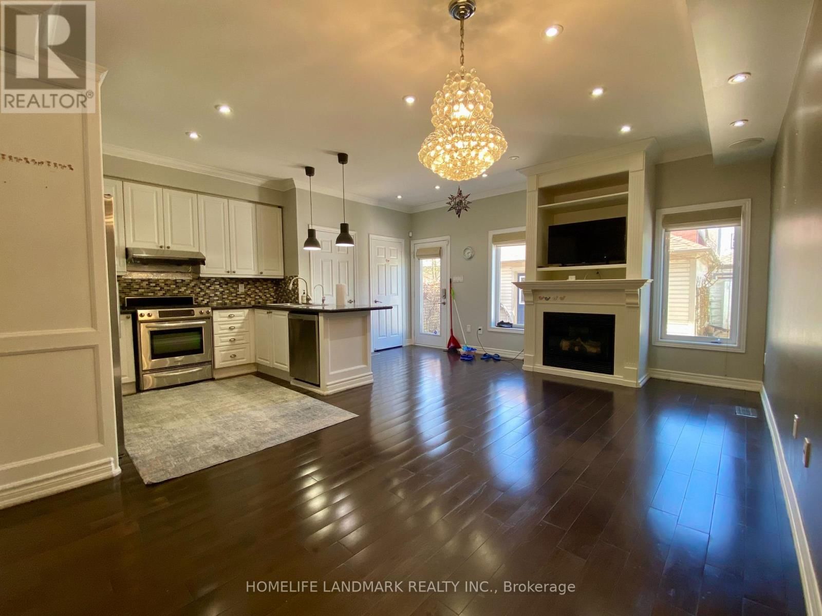 259 GATWICK DRIVE Image 4