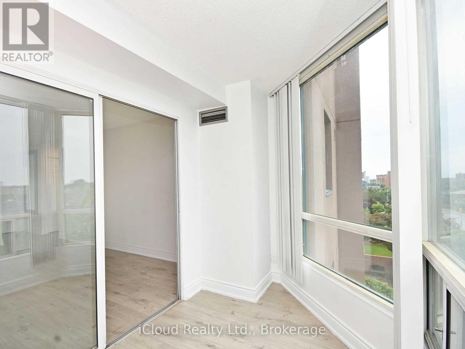 406 - 155 HILLCREST AVENUE Image 10