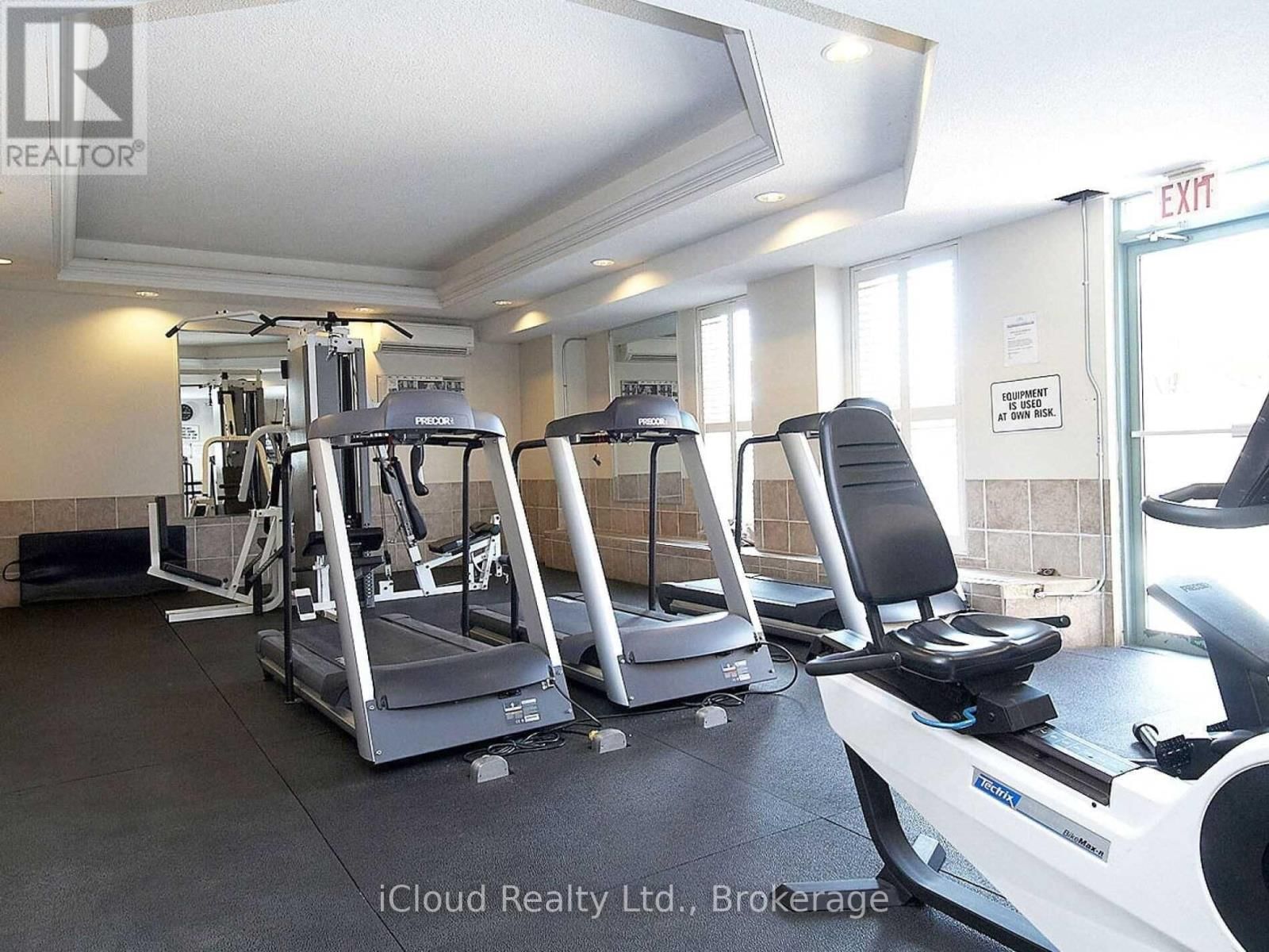 406 - 155 HILLCREST AVENUE Image 22