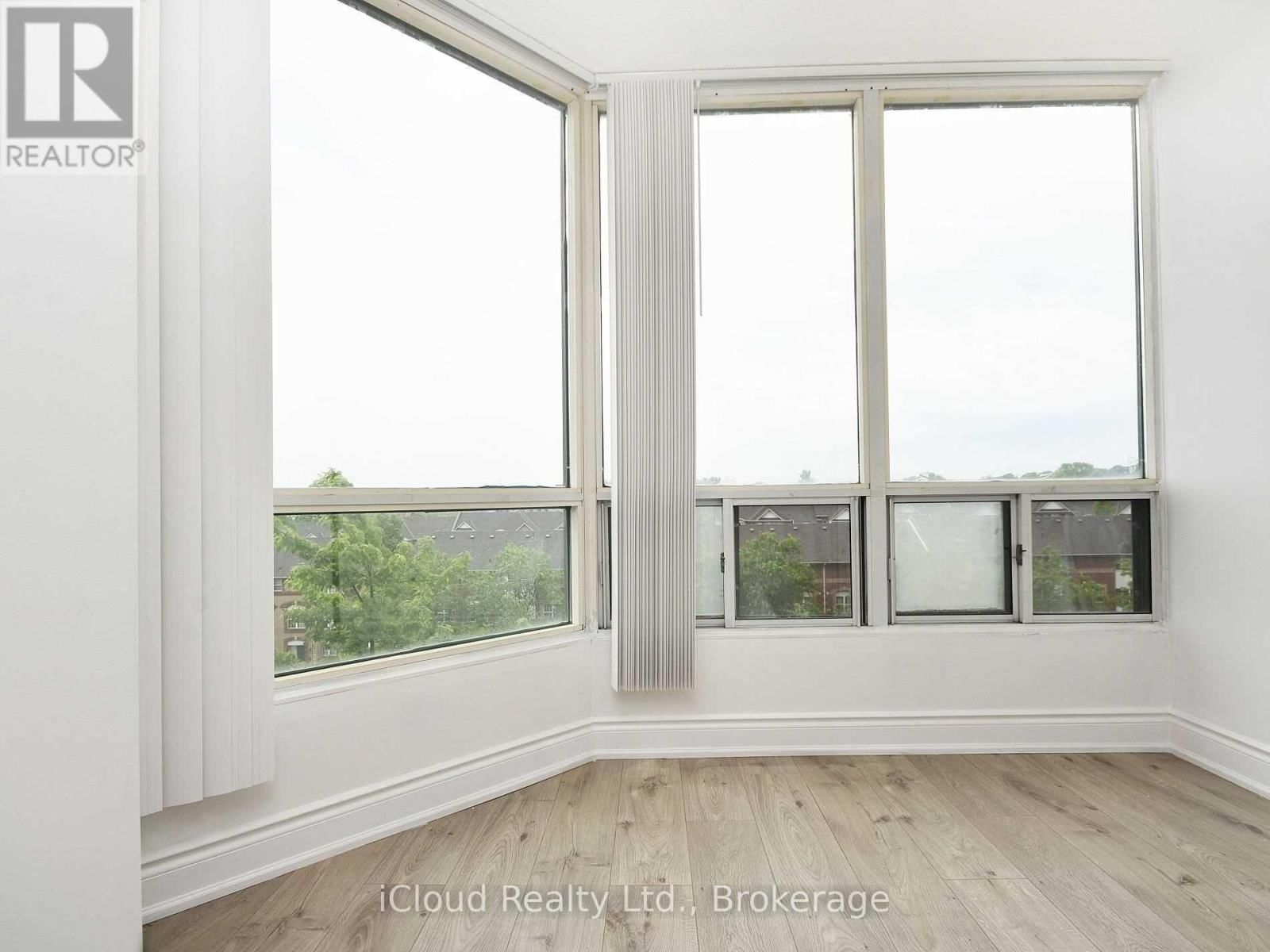 406 - 155 HILLCREST AVENUE Image 8