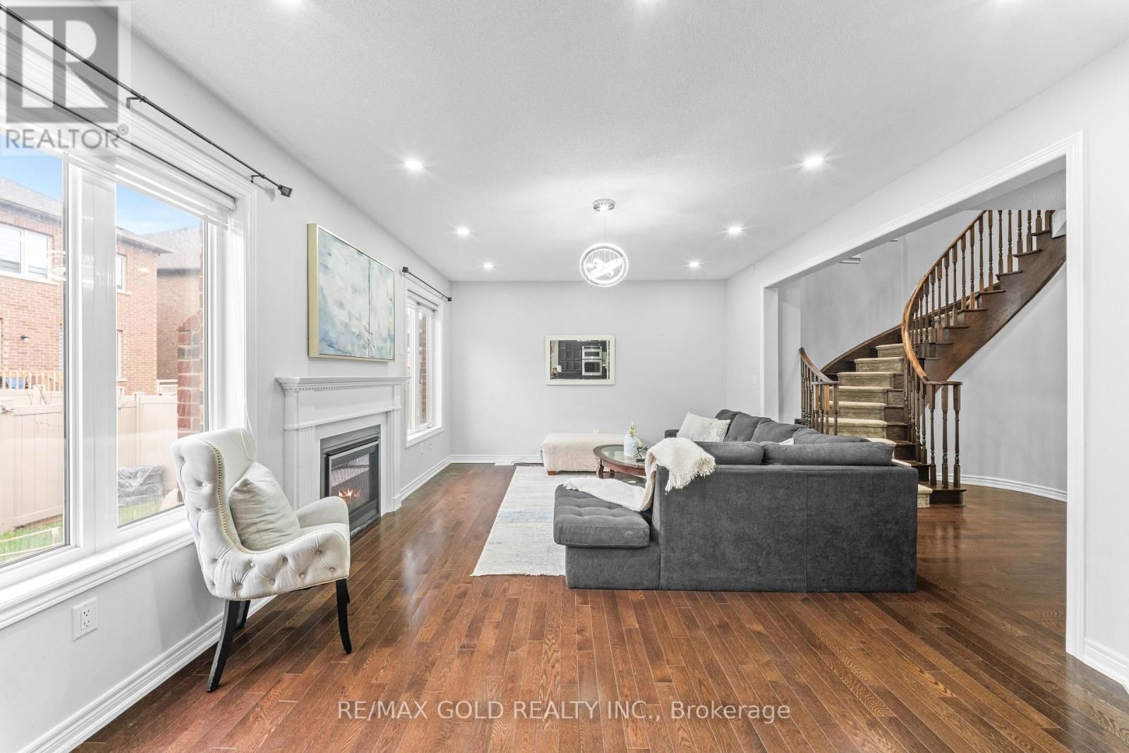 9 GODERICH DRIVE Image 22