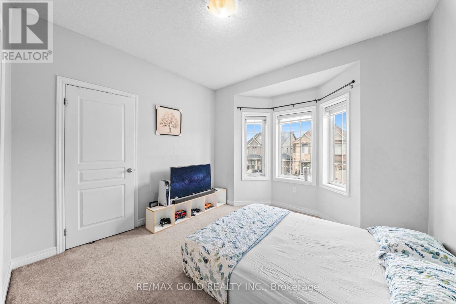 9 GODERICH DRIVE Image 33