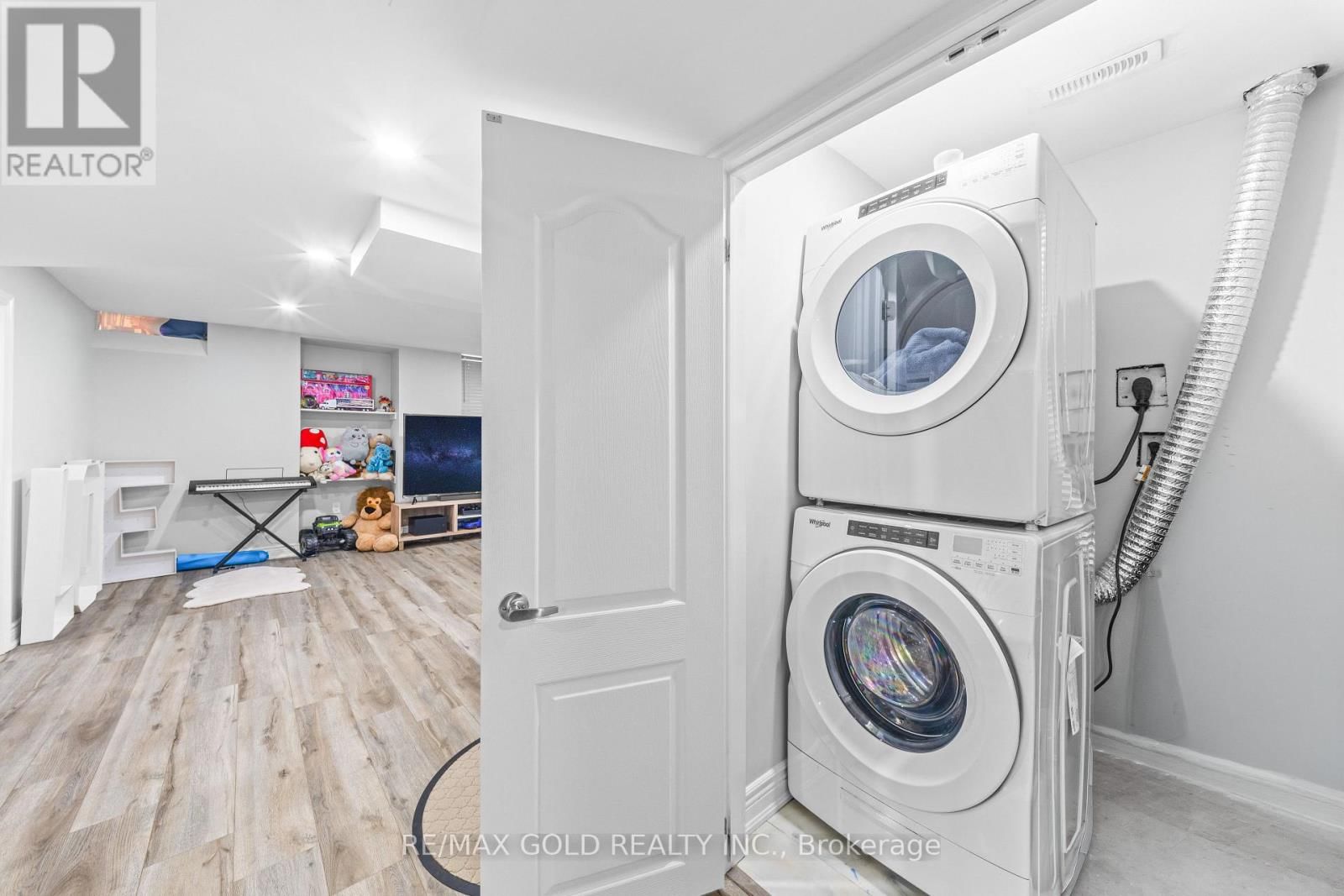 9 GODERICH DRIVE Image 46