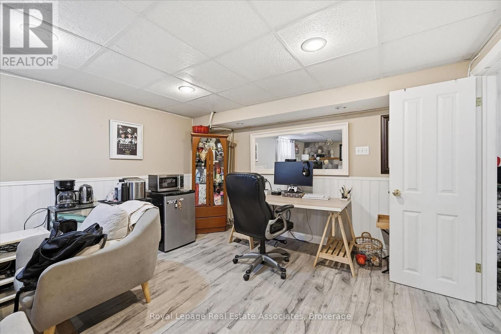 1131 STANLEY DRIVE Image 18