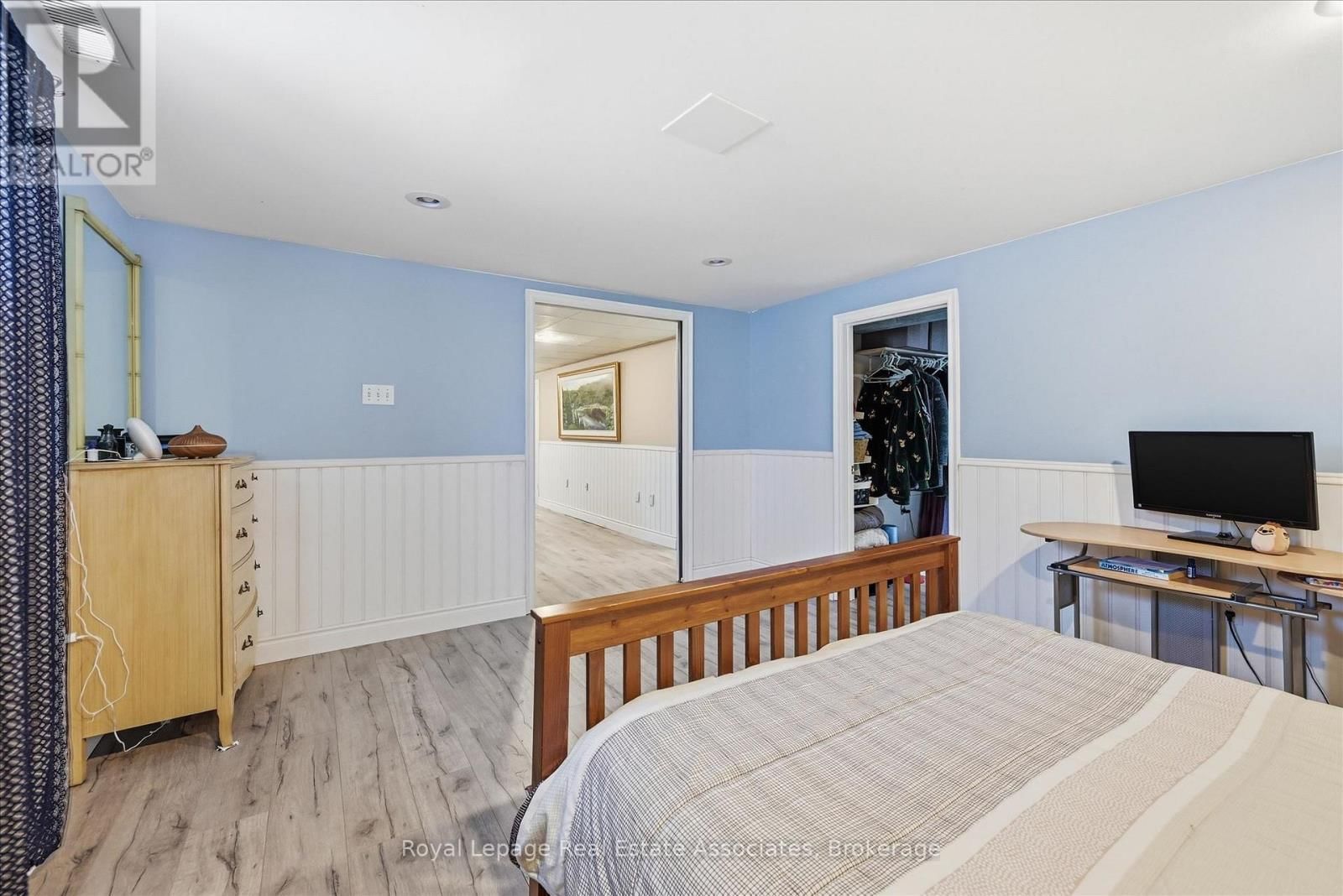 1131 STANLEY DRIVE Image 21