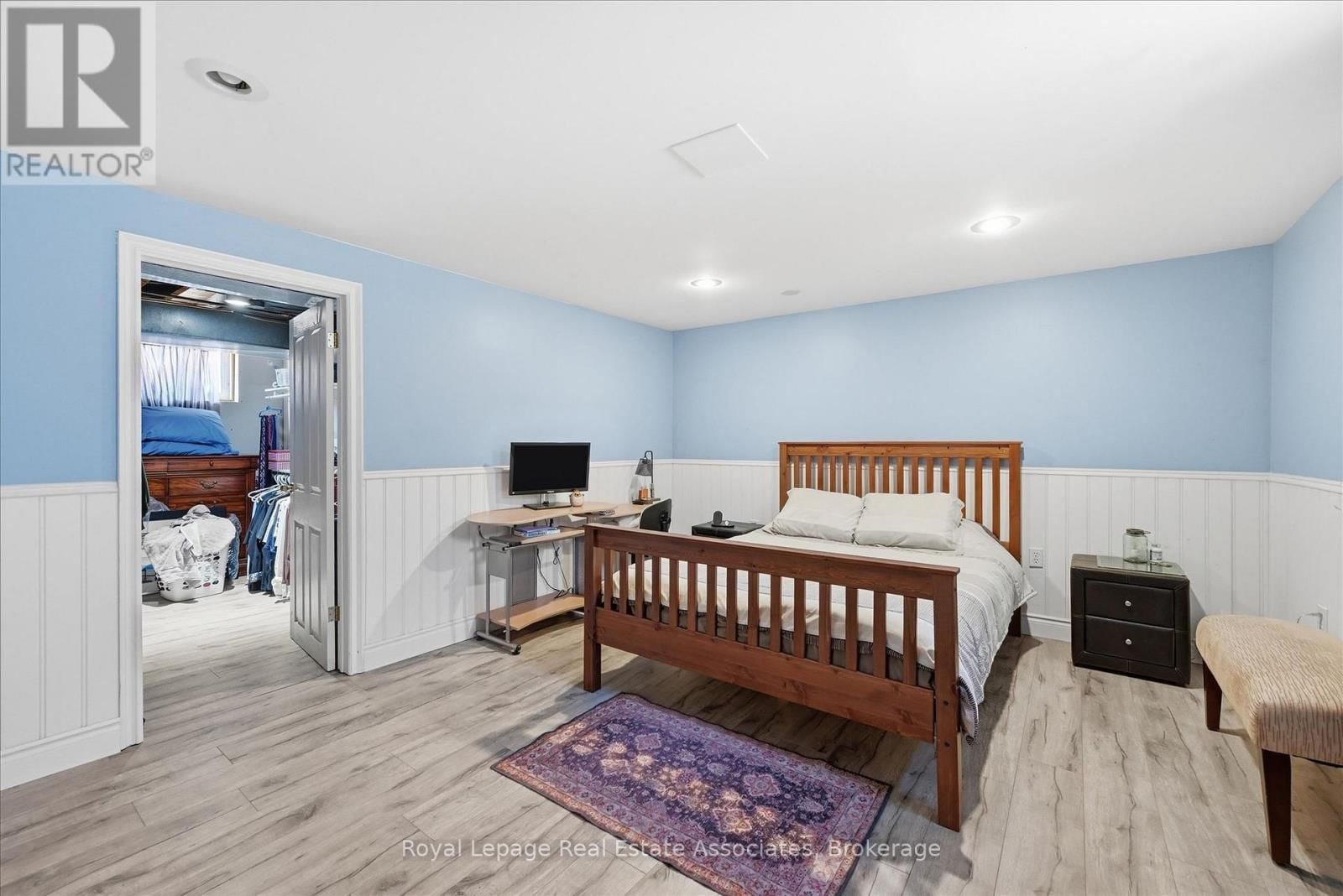 1131 STANLEY DRIVE Image 22