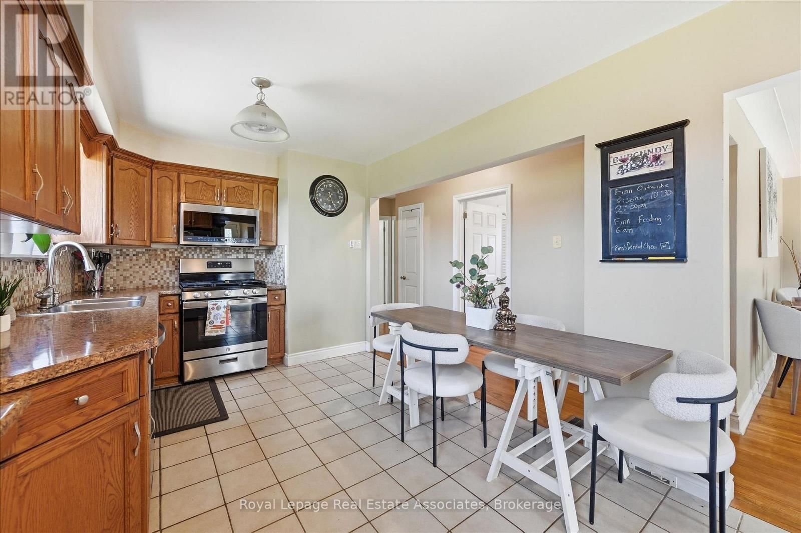 1131 STANLEY DRIVE Image 6