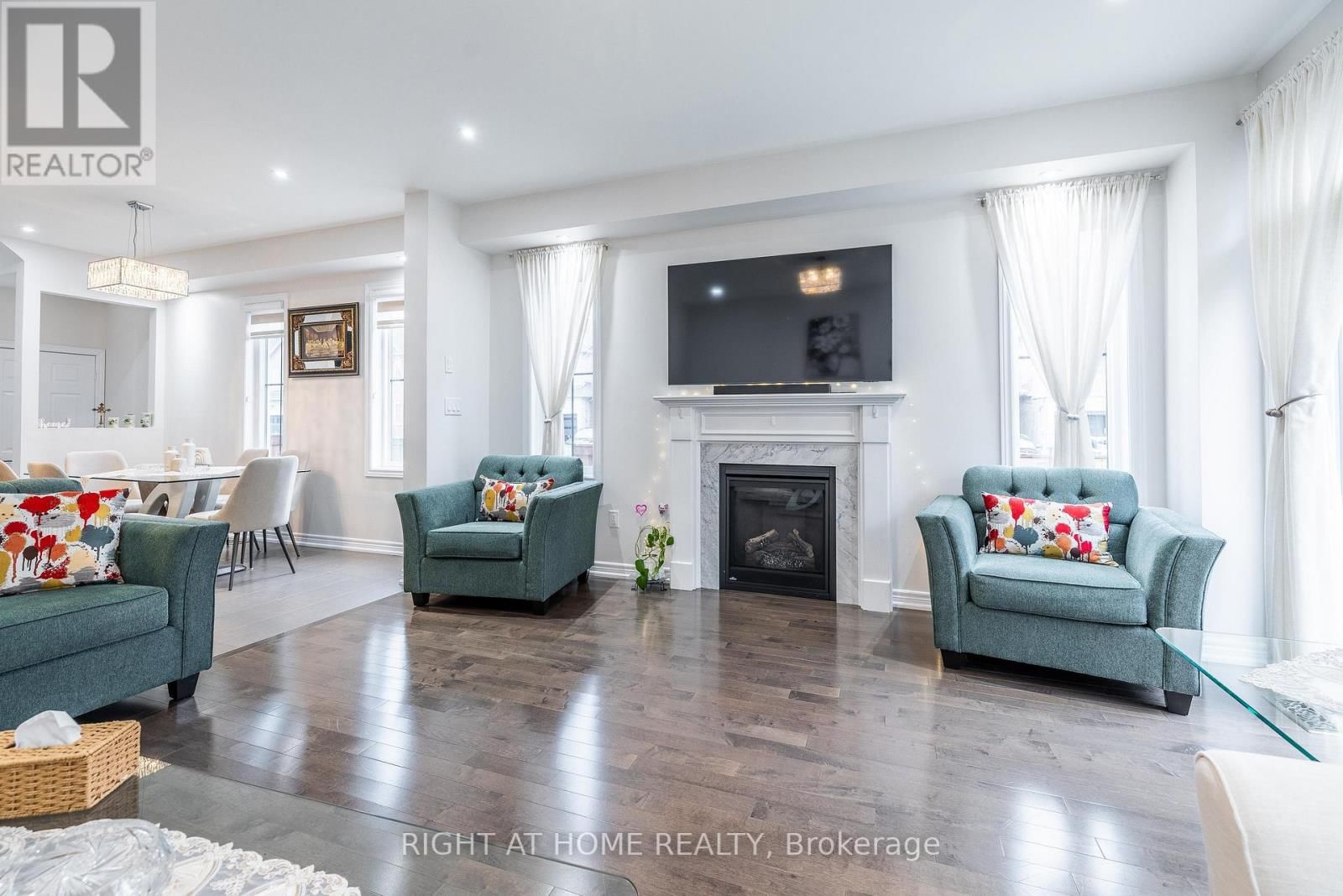 133 BENADIR AVENUE Image 12