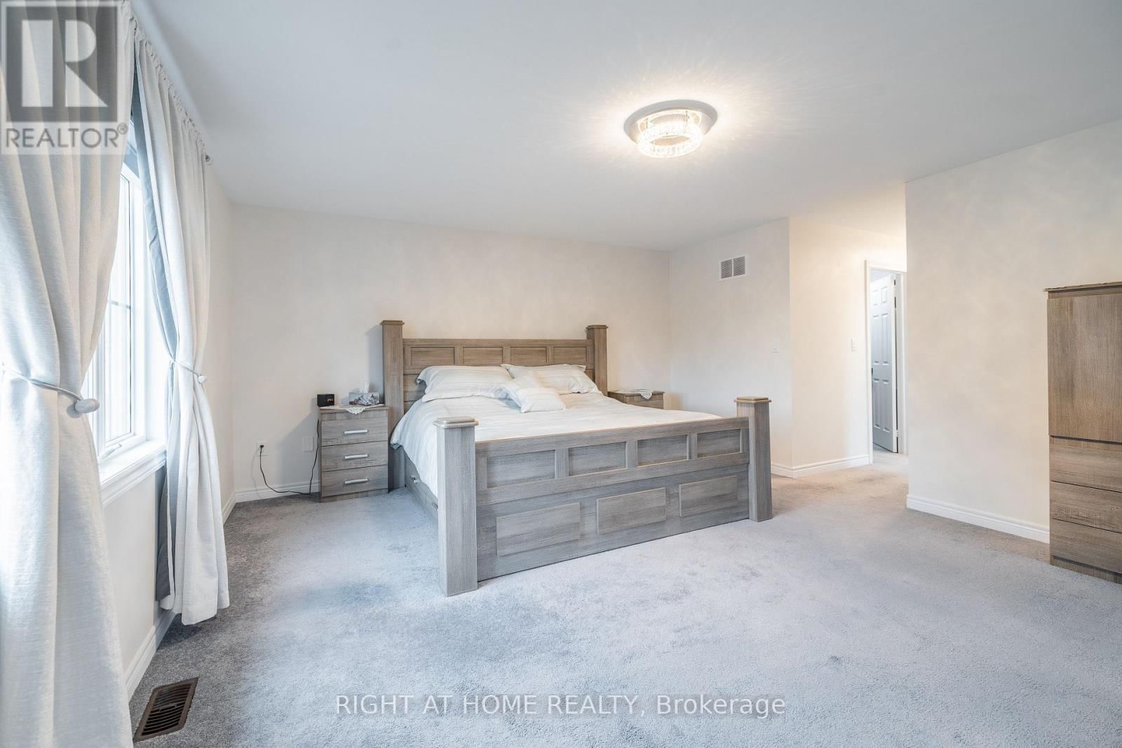 133 BENADIR AVENUE Image 18