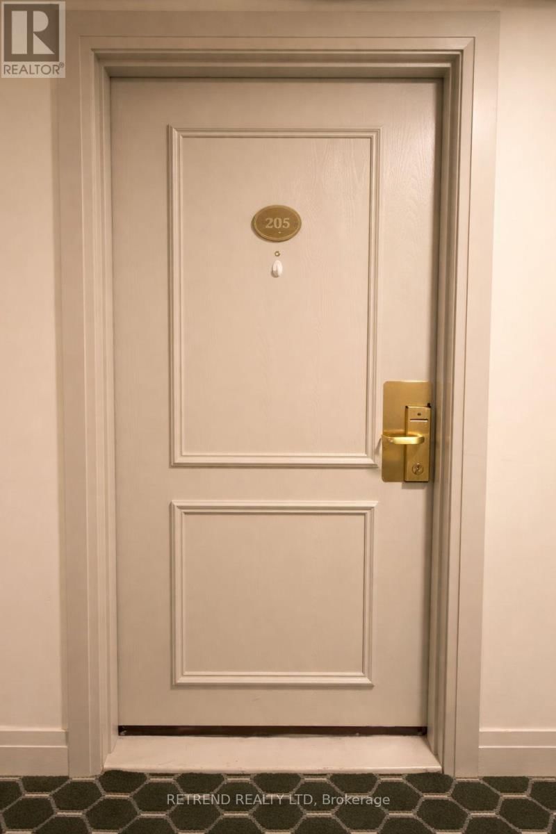 205 - 2737 KEELE STREET WEST Image 2