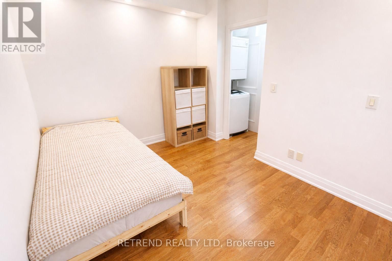 205 - 2737 KEELE STREET WEST Image 4