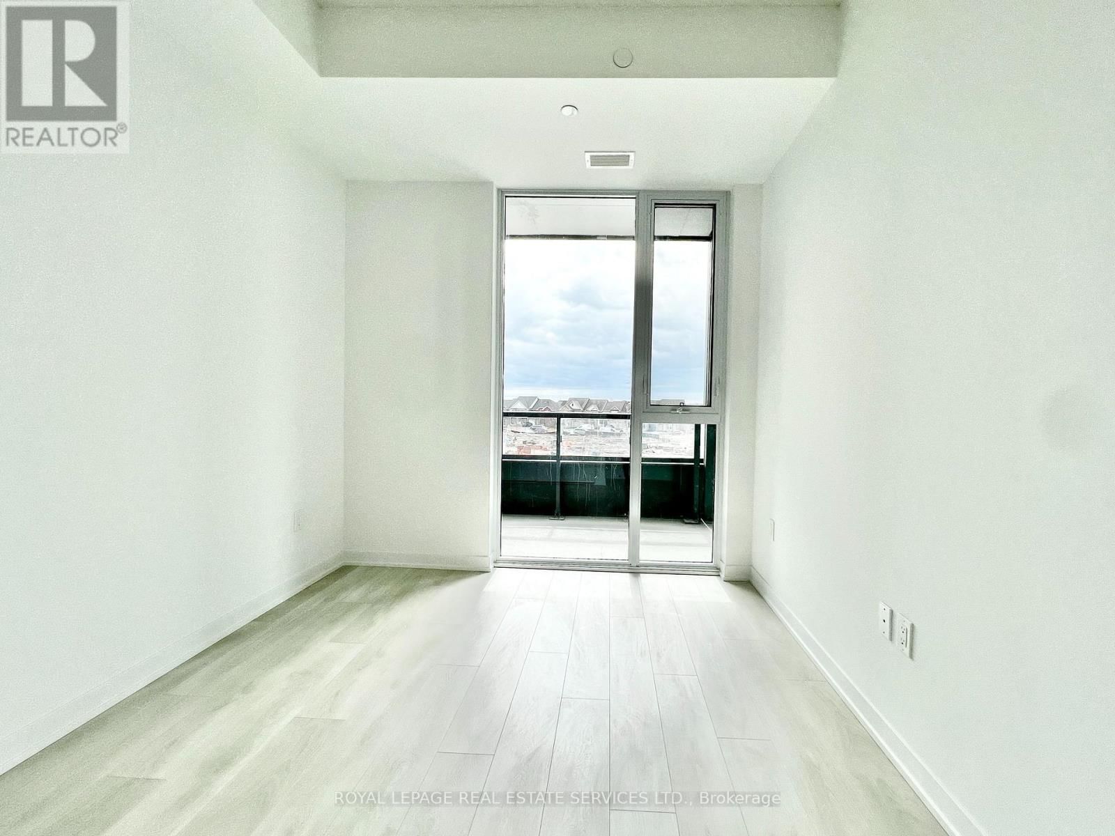 309 - 4878 POWERS COMMON Image 11