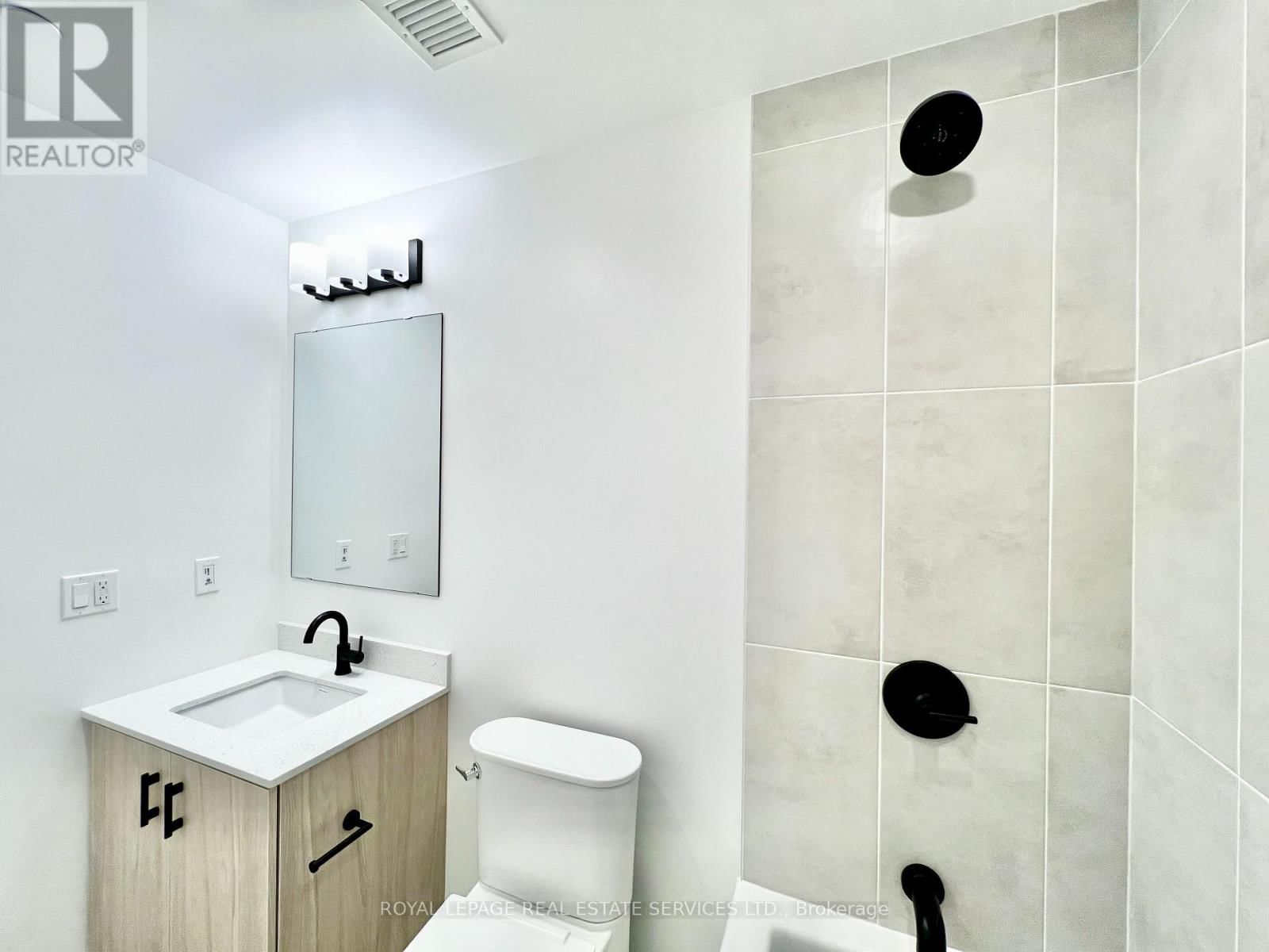 309 - 4878 POWERS COMMON Image 14