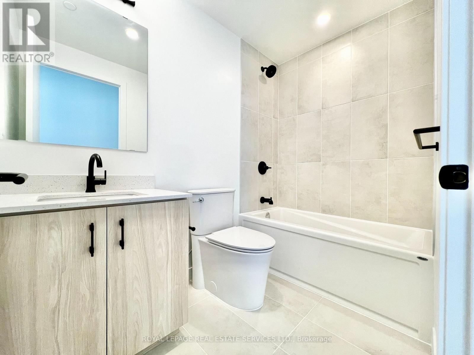 309 - 4878 POWERS COMMON Image 15