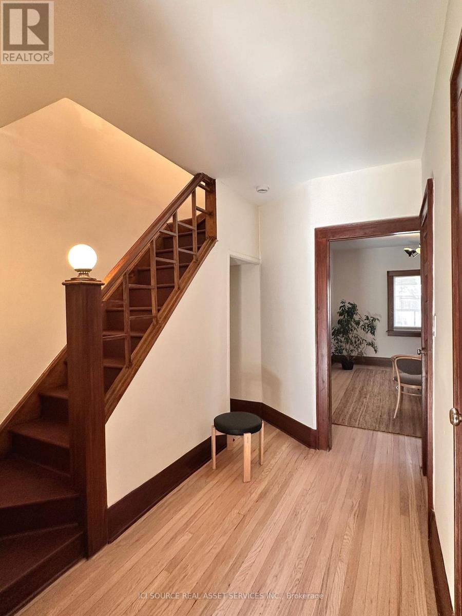 32 ALHAMBRA AVENUE Image 10