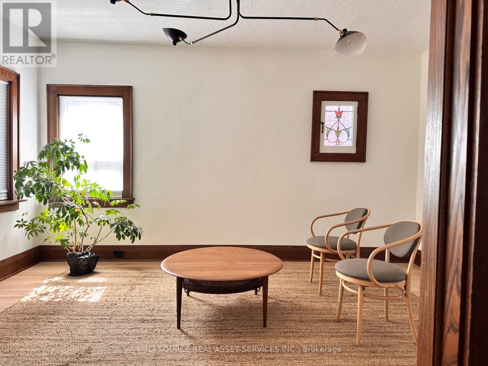 32 ALHAMBRA AVENUE Image 4