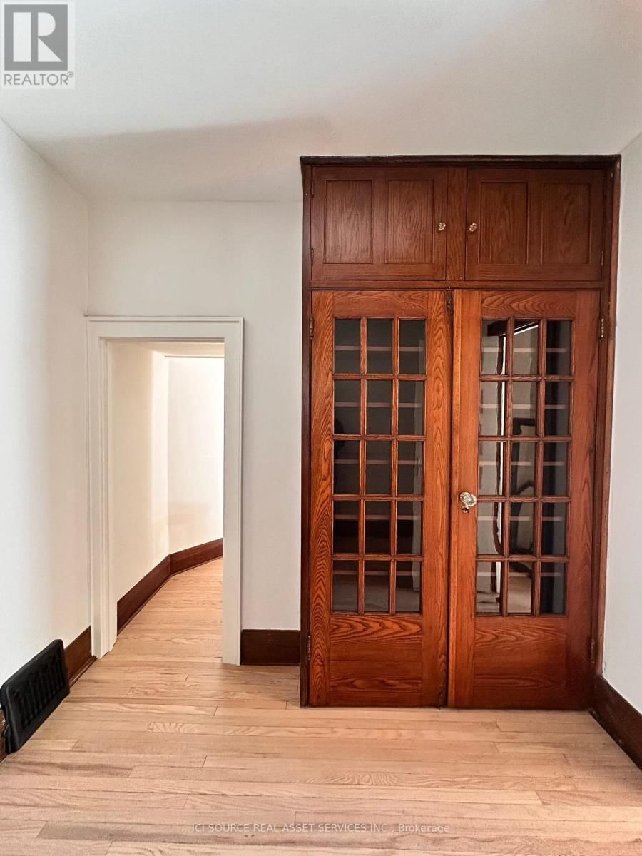 32 ALHAMBRA AVENUE Image 5