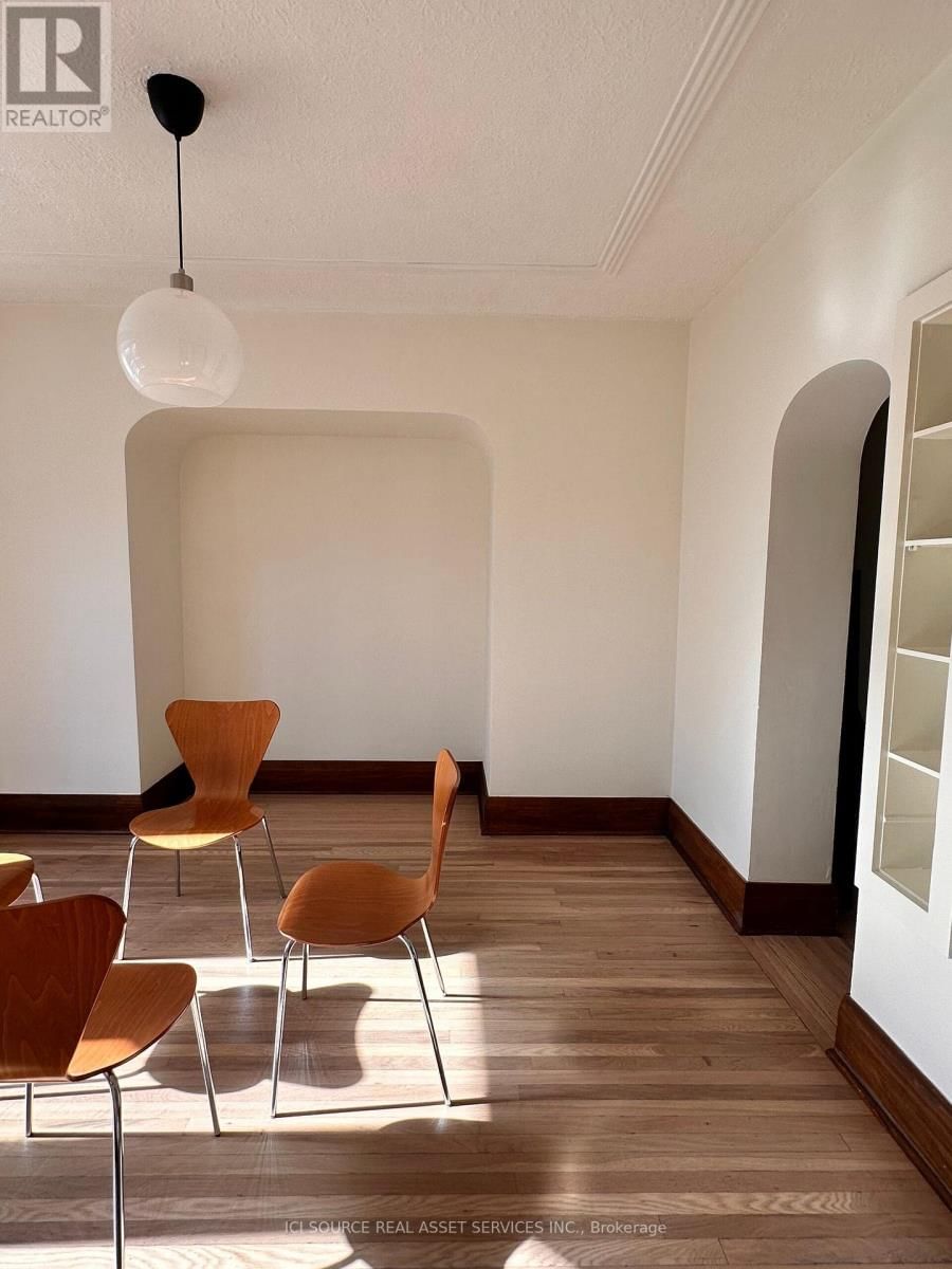 32 ALHAMBRA AVENUE Image 6