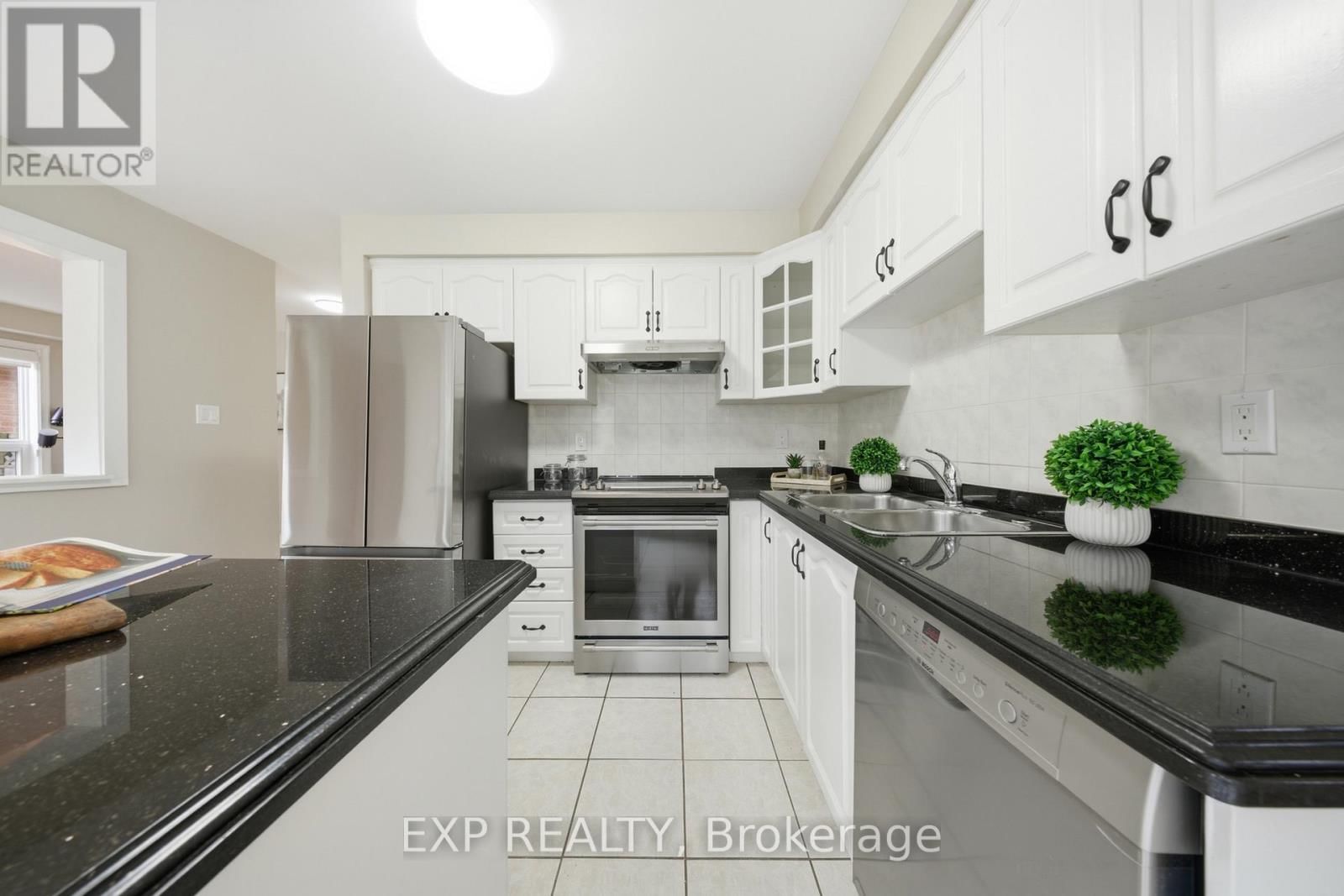 85 PROFESSOR'S LAKE PARKWAY Image 16