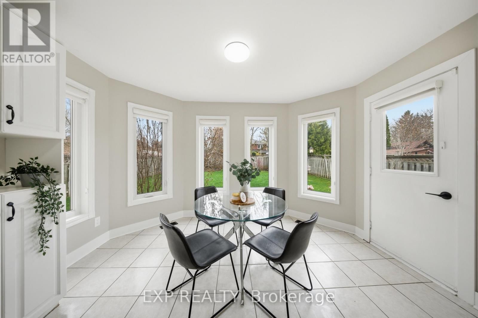 85 PROFESSOR'S LAKE PARKWAY Image 19