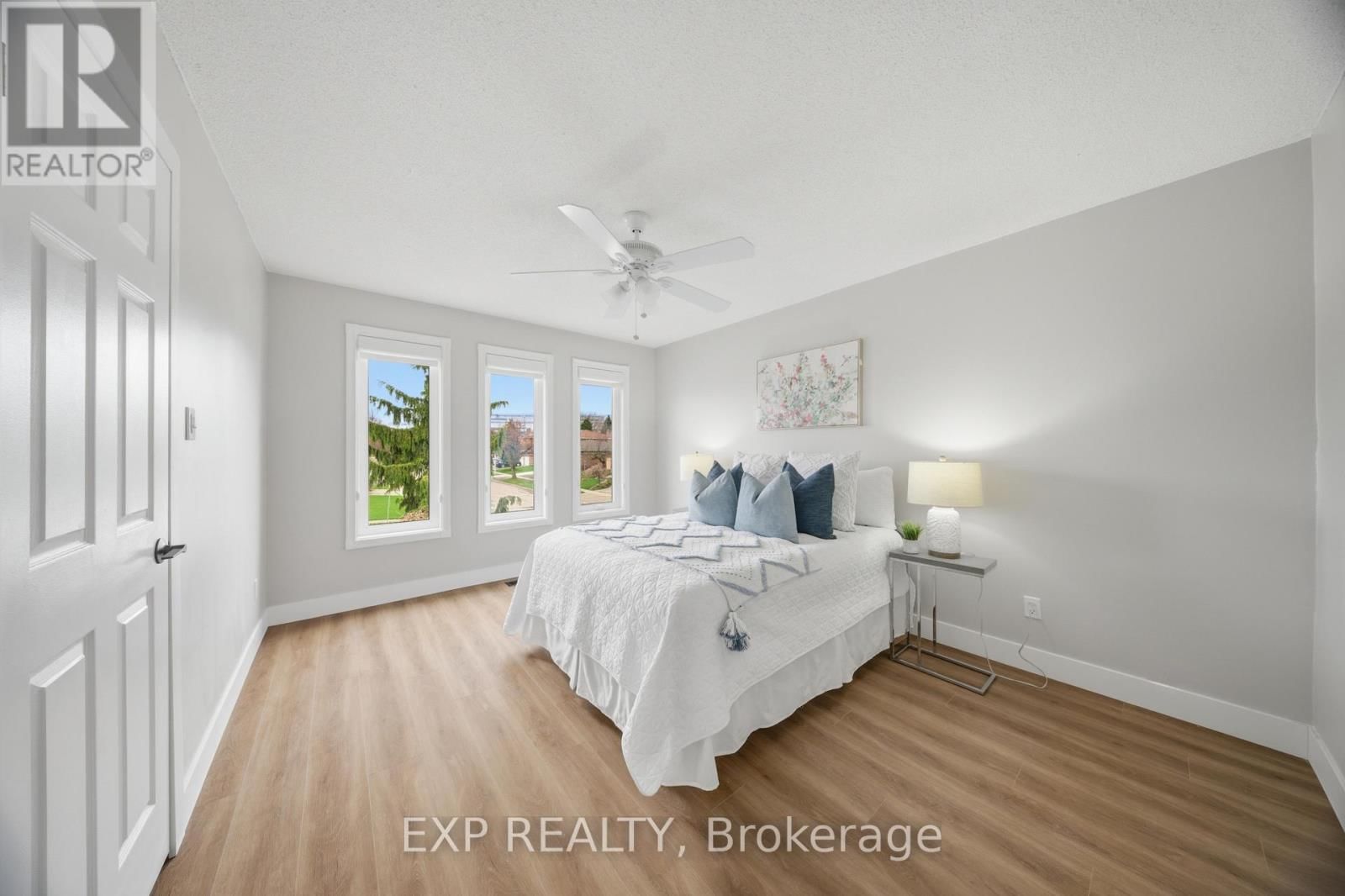 85 PROFESSOR'S LAKE PARKWAY Image 31