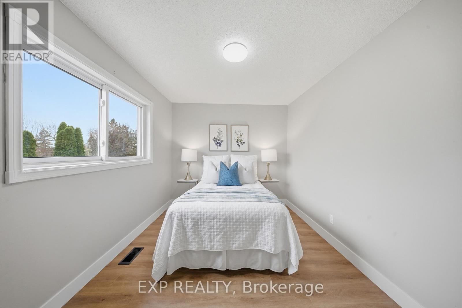 85 PROFESSOR'S LAKE PARKWAY Image 34