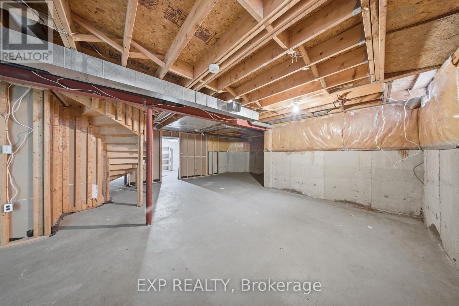 85 PROFESSOR'S LAKE PARKWAY Image 40