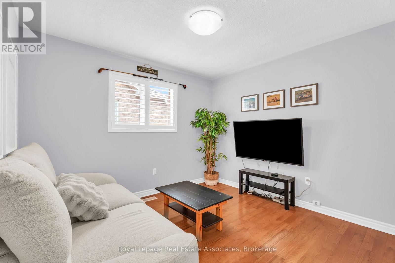 78 HARLEY AVENUE Image 16