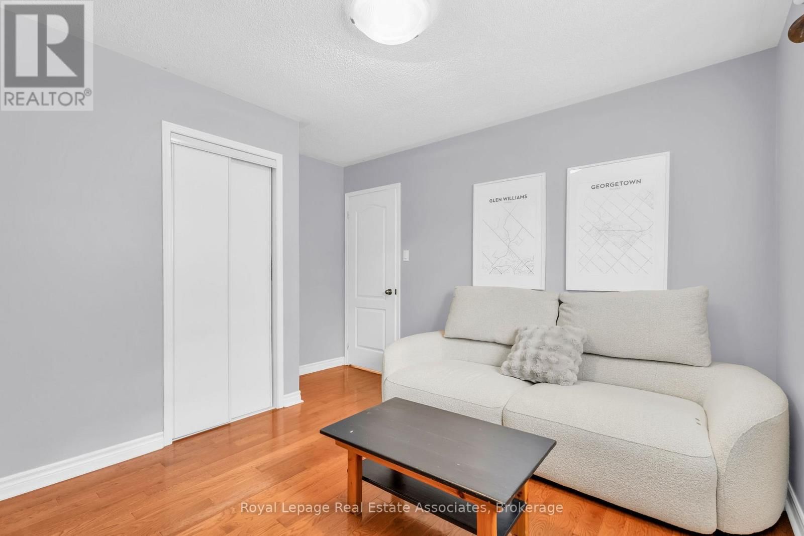 78 HARLEY AVENUE Image 17