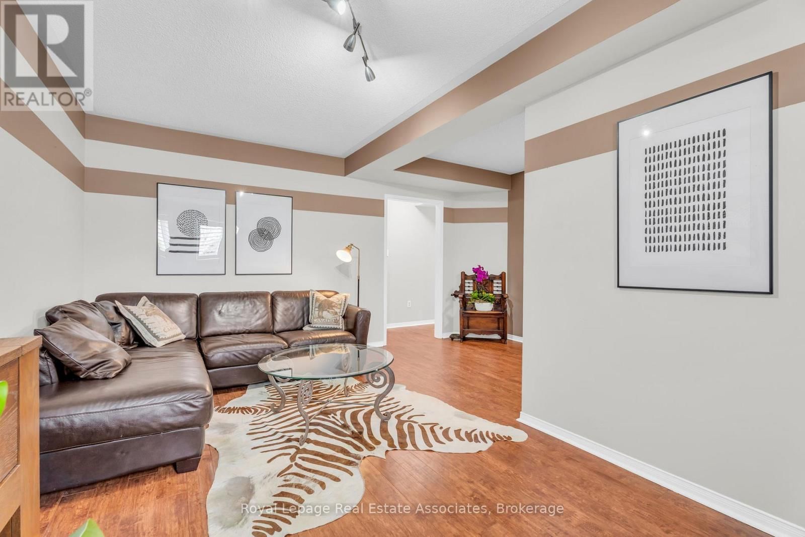 78 HARLEY AVENUE Image 22