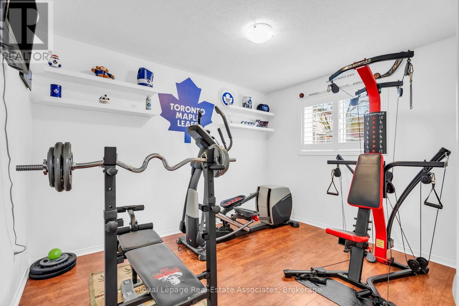 78 HARLEY AVENUE Image 23