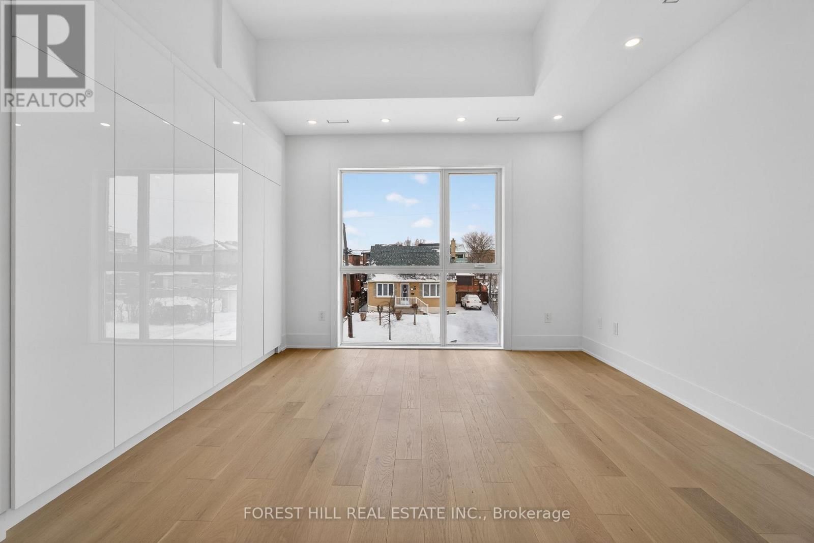 53 CELT AVENUE Image 32