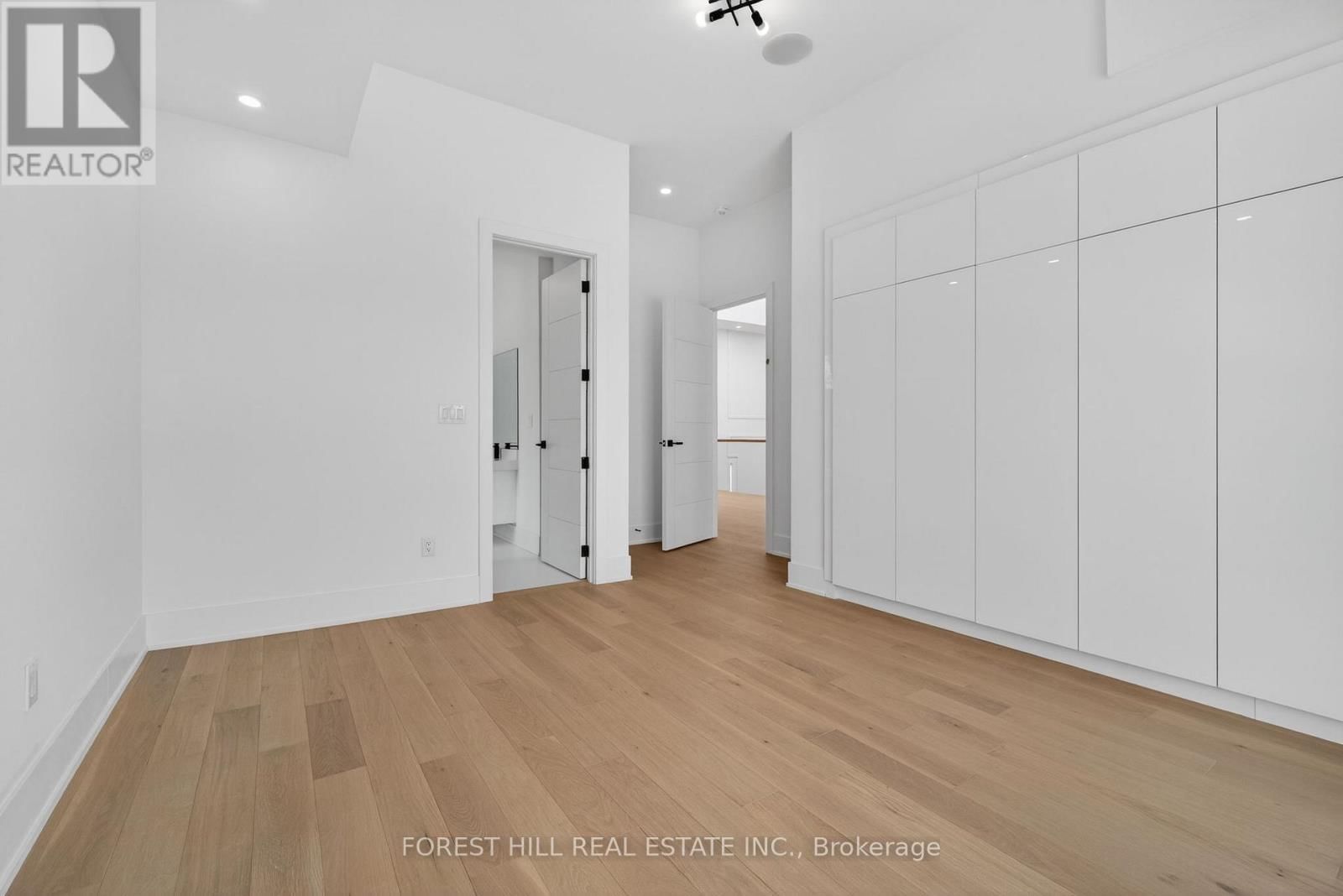 53 CELT AVENUE Image 33